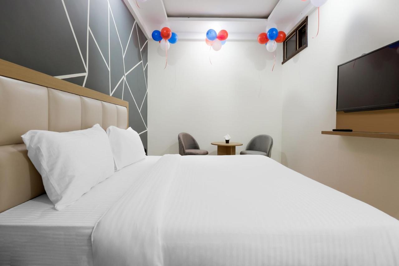 Hotel Bliss Zirakpur Экстерьер фото